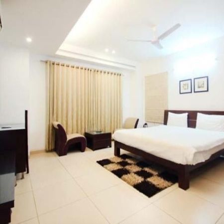 Oyo 14502 Hotel Hill View Guest House Hitech City Hyderabad Ngoại thất bức ảnh
